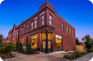 1956 Wyoming St, Saint Louis, MO 63118