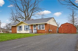 326 Idlewood Blvd, Baldwinsville, NY 13027