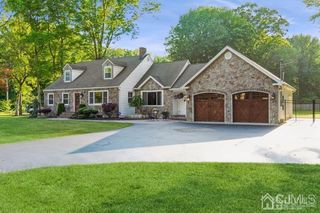422 Cottrell Rd, Old Bridge, NJ 08857
