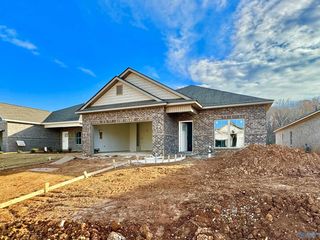 11072 Wayland Ridge Dr, Madison, AL 35756