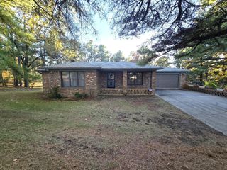 11436 S  Lakeview Dr, Dexter, MO 63841