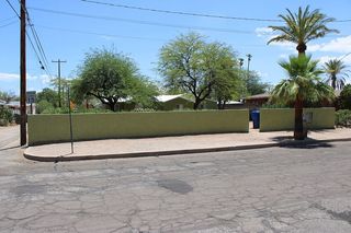 2020 N  Vine Ave, Tucson, AZ 85719