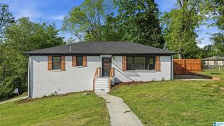 512 26th Ave NW, Birmingham, AL 35215