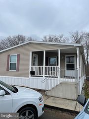3606 Iris Ave, Trevose, PA 19053