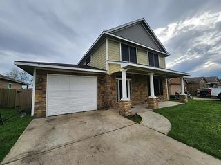 2318 Tracy Ln #2, Highlands, TX 77562