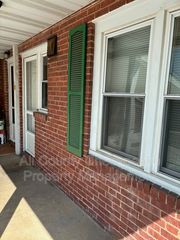 15 Center Pl #2, Dundalk, MD 21222