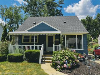 18667 Fox, Redford, MI 48240