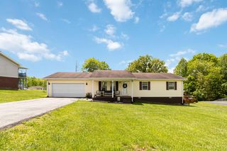216 Carnation Dr, Corbin, KY 40701