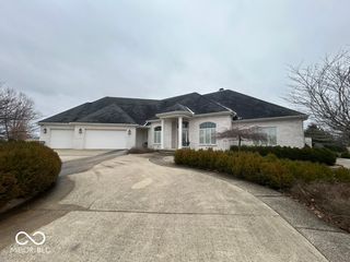 6757 W  900 S, Edinburgh, IN 46124