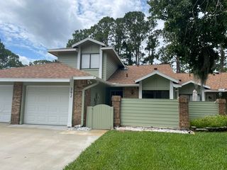 392 Brown Pelican Dr, Daytona Beach, FL 32119