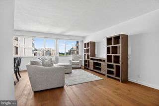 5500 Friendship Blvd #2227N, Chevy Chase, MD 20815