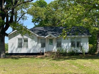 340 Oak St, Savannah, TN 38372