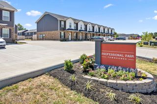 971 Professional Park Dr #407, Clarksville, TN 37040