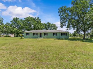 11886 N  Highway 27, Chancellor, AL 36316