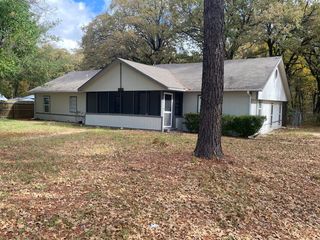 410 Pleasure Land Rd, Gun Barrel City, TX 75156