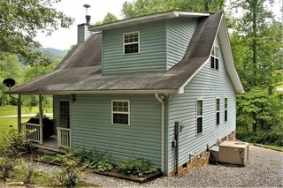 71 Pine Meadows Rd, Bryson City, NC 28713