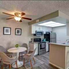 440 W  Gladstone St #208, Glendora, CA 91740