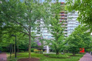 800 Elgin Rd #913, Evanston, IL 60201