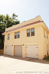 2101 S  Boston Ave #11, Tulsa, OK 74114