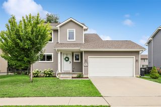 312 SW 50th St, Ankeny, IA 50023