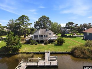 3930 Ivy Ln, Kitty Hawk, NC 27949