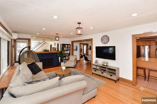 1 Cyril Ave, Fair Lawn, NJ 07410