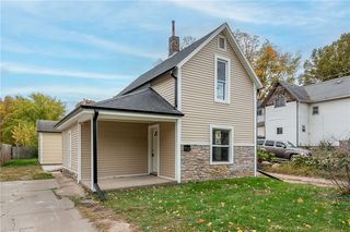 913 E  Washington Ave, Des Moines, IA 50316