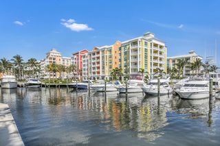 806 E Windward Way #Ph 1, Lake Worth, FL 33462