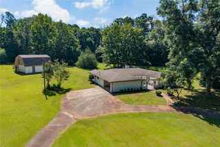 18 Valley Trl, Covington, GA 30014