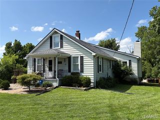 17723 Mueller Rd, Glencoe, MO 63038