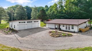 2395 Mecca Pike, Englewood, TN 37329