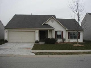 11258 N  Fountainview Ln, Fishers, IN 46038