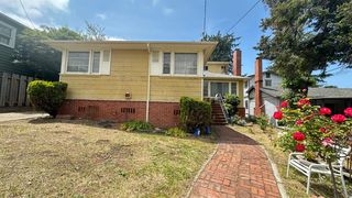 7055 Sunkist Dr, Oakland, CA 94605