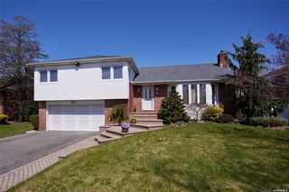1517 Andrews Lane, East Meadow, NY 11554