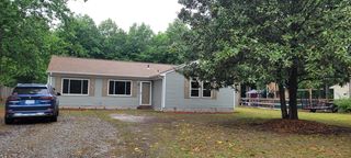 4834 Clopton Dr, Hayes, VA 23072