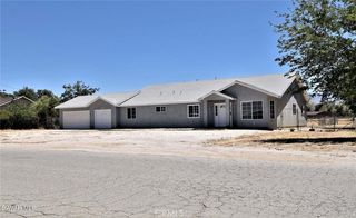 9734 E  Avenue S8, Sun Village, CA 93543