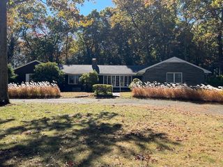 519 Lyon St, Ludlow, MA 01056