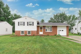 230 Etler Dr, Crestline, OH 44827