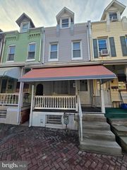 1624 N  10th St, Reading, PA 19604