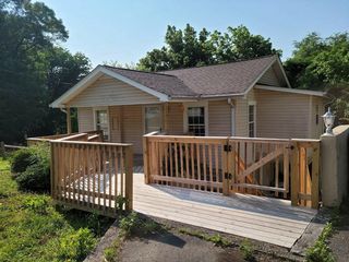 275 Sims Dr, Chattanooga, TN 37415