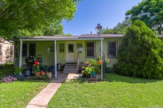 2 CROMWELL DR, San Antonio, TX 78201