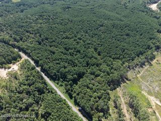 1669 Burt Jordan Rd SE, Meadville, MS 39653