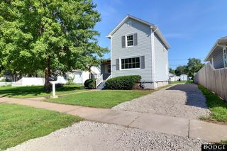 1324 E  5th St, Fremont, NE 68025