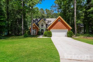 2651 Laurel Woods Ln SE, Conyers, GA 30094