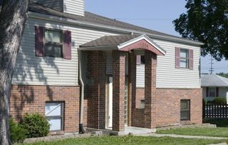 13615 White Ave #1305, Grandview, MO 64030