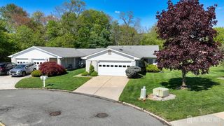 729B Ralston Plz, Monroe Township, NJ 08831