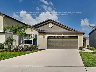 1456 Flower Dust Dr, Ruskin, FL 33570