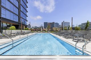 225 N  Elizabeth St #802, Chicago, IL 60607