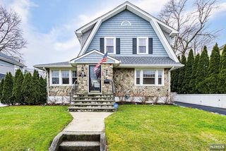 420 Franklin Ave, Hasbrouck Heights, NJ 07604