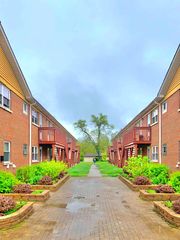410-440 W  Palatine Rd #410-13, Palatine, IL 60067